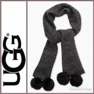 🆕UGG QUATRO POM CASHMERE SCARF